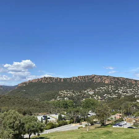 公寓 Lumineux 1er Etage Avec Terrasse Couverte, Acces Piscines - 4 Pers - Fr-1-504-665 *